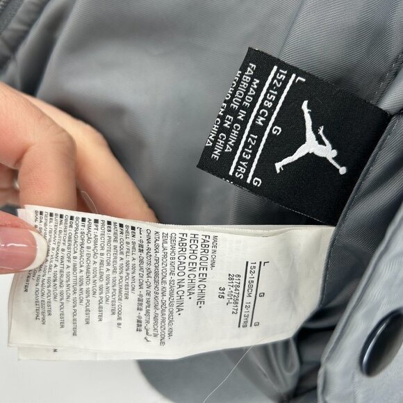 JORDAN Kids Red Black Camo Gray Reversible Quilted Puffer Jacket Size Large - Picture 8 of 11